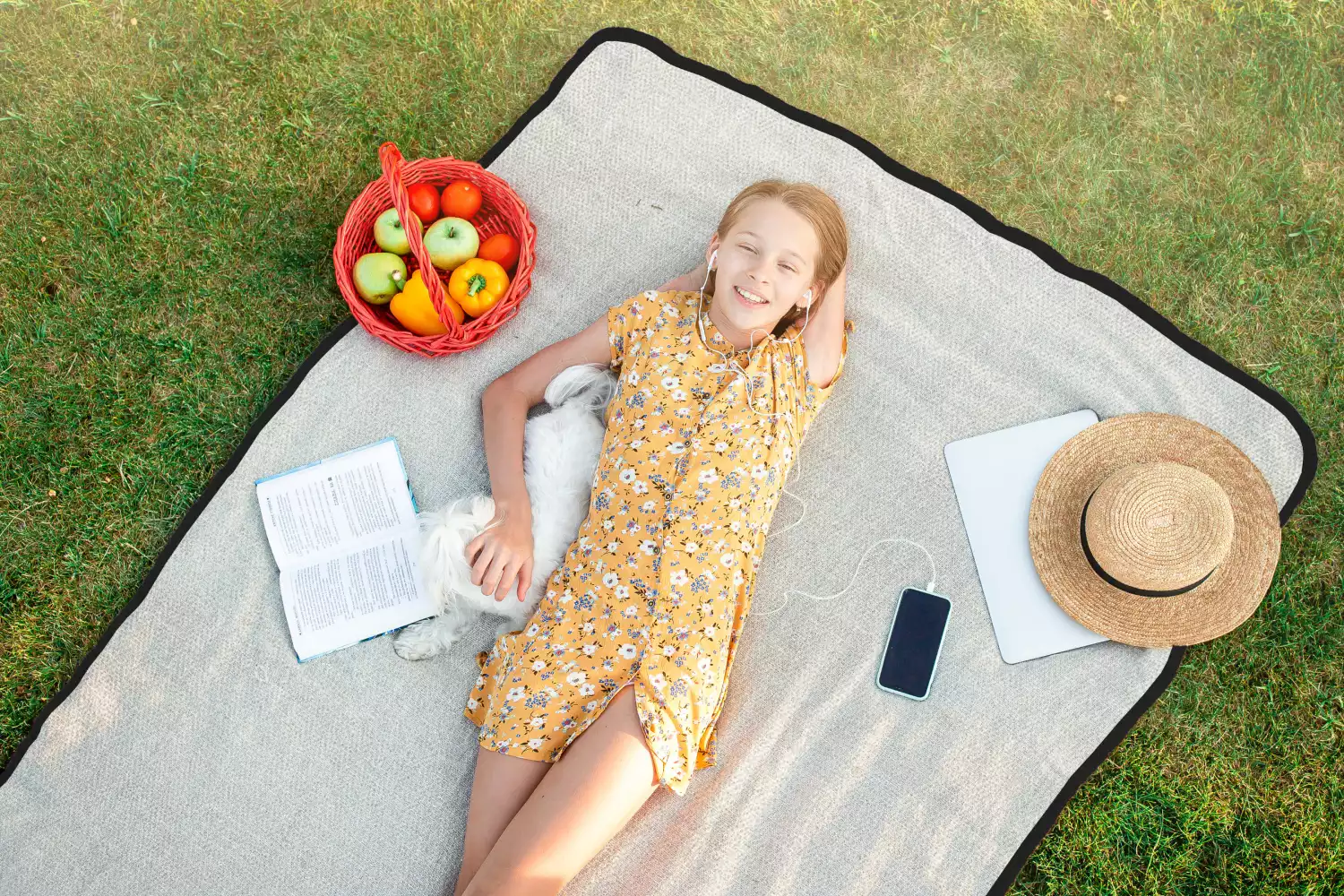 picnic blanket for the beach